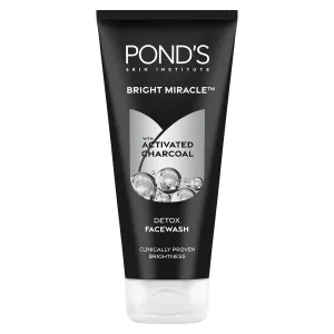 POND'S Pure Detox Face Wash 200 g, Daily Exfoliating & Brightening Cleanser, Deep Cleans Oily Skin - With Activated Charcoal for Fresh, Glowing Skin