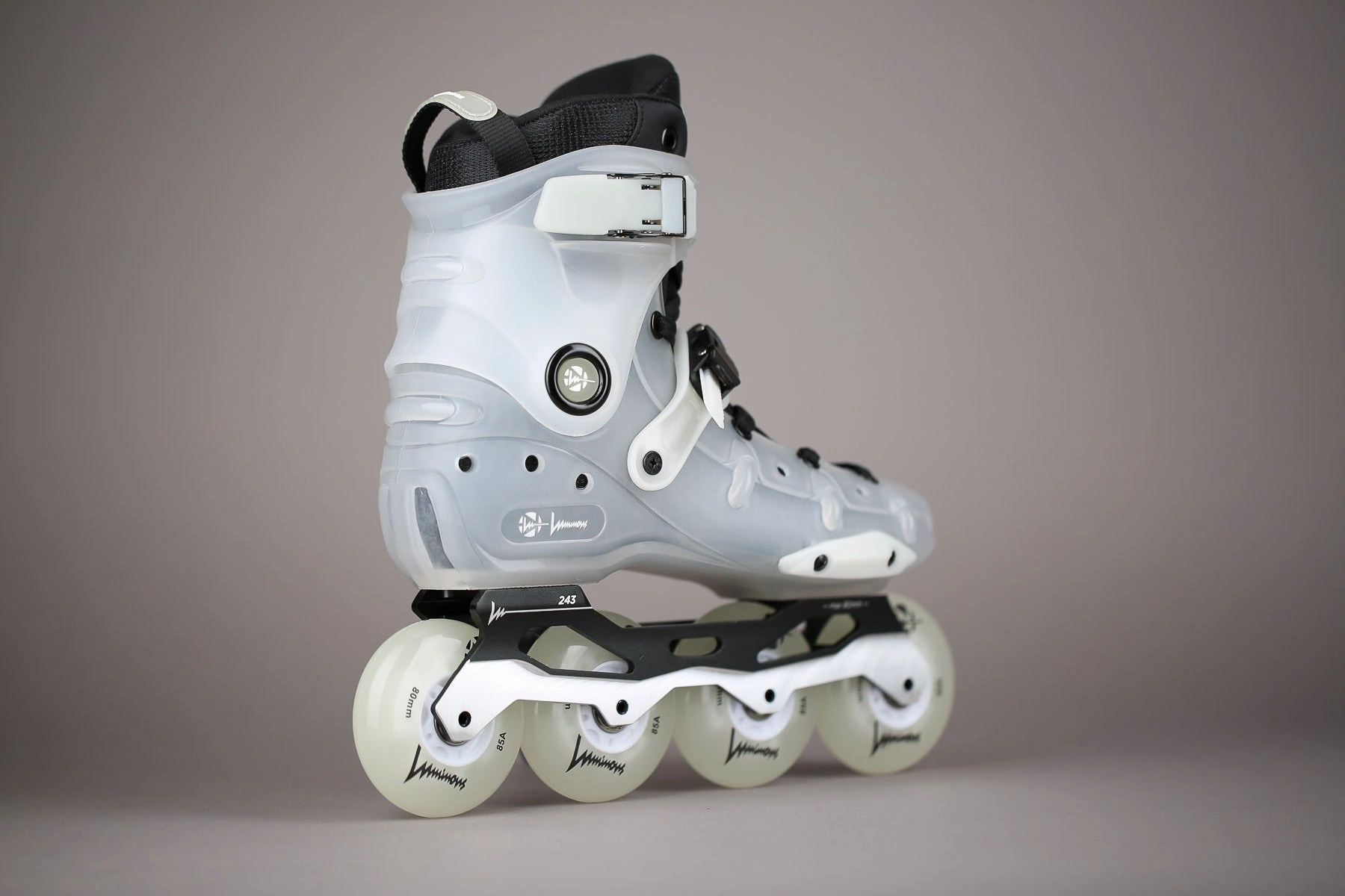 RAY SKATES - CLEAR
