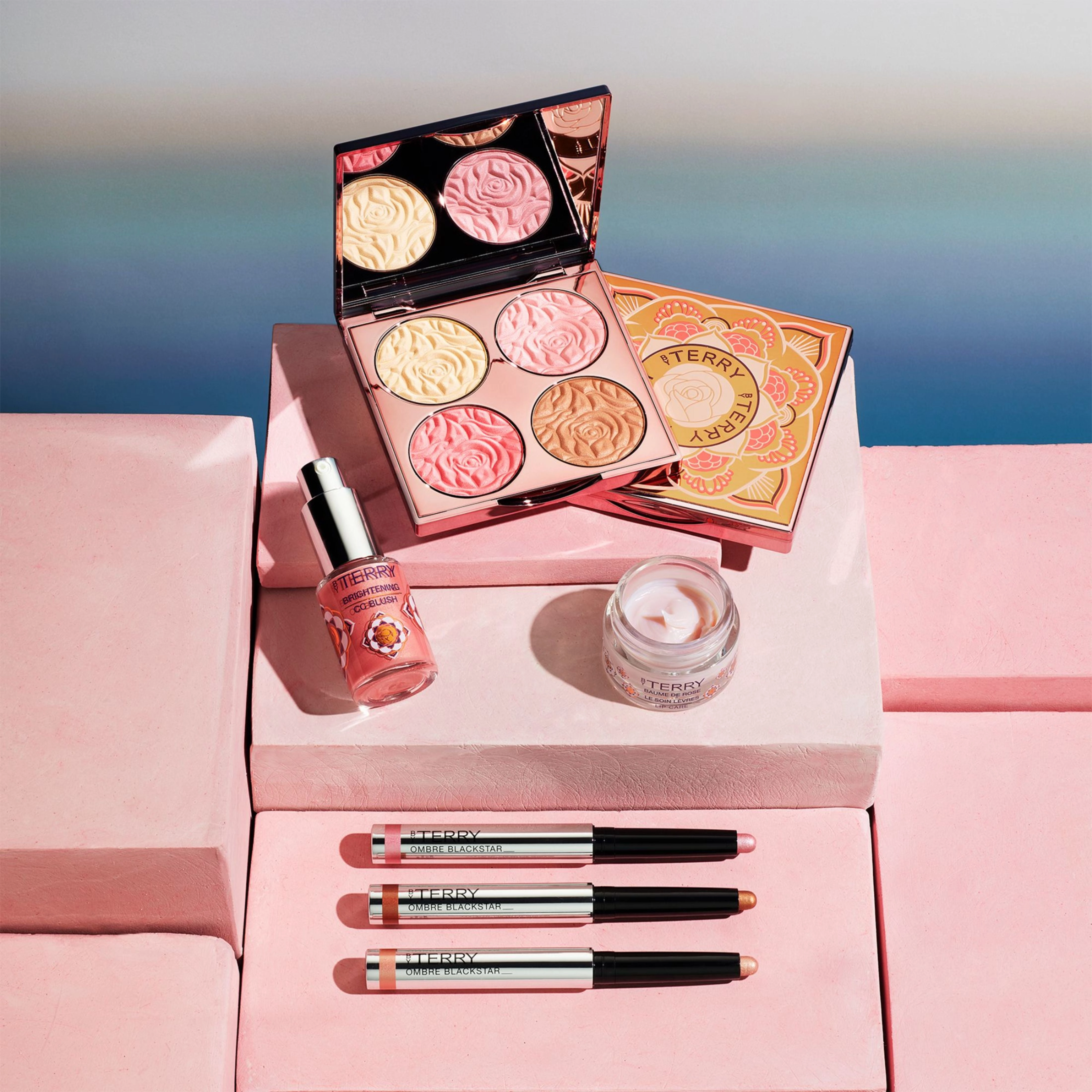 Rich selection CC Sunny Risk-free Flash Brightening Palette